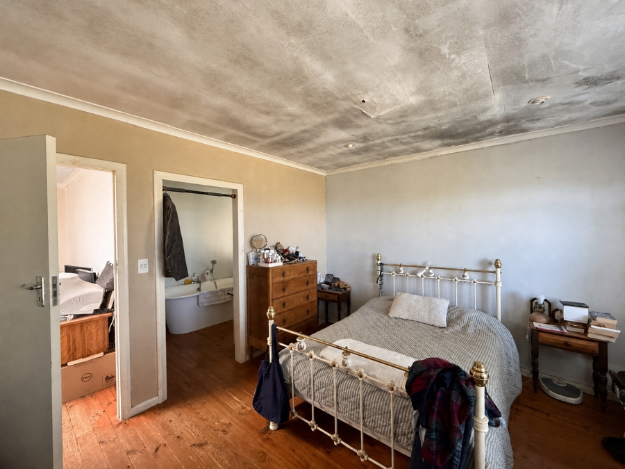 2 Bedroom Property for Sale in Camps Bay Western Cape